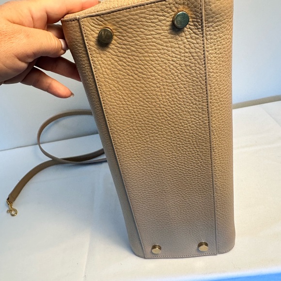 Ysl tote in beige grained leather. *lv twilly scarf not included - Picture 13 of 15